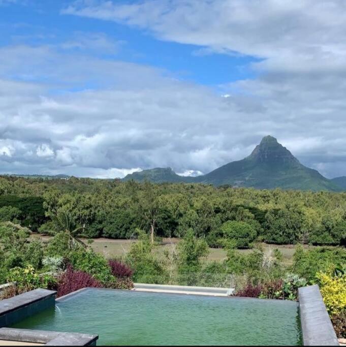 Lovely Apartment Near Beach Flic en Flac Exterior foto