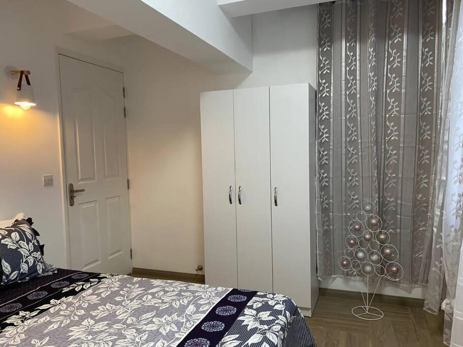 Lovely Apartment Near Beach Flic en Flac Exterior foto